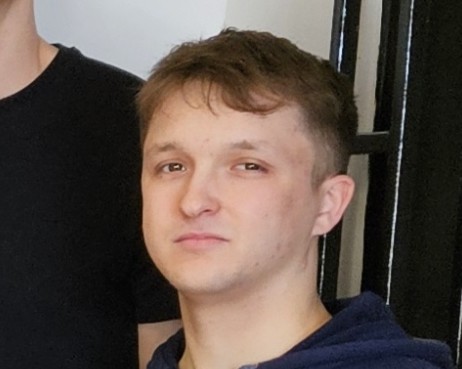 Člen tímu 3