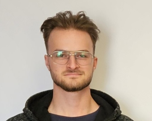 Člen tímu 6