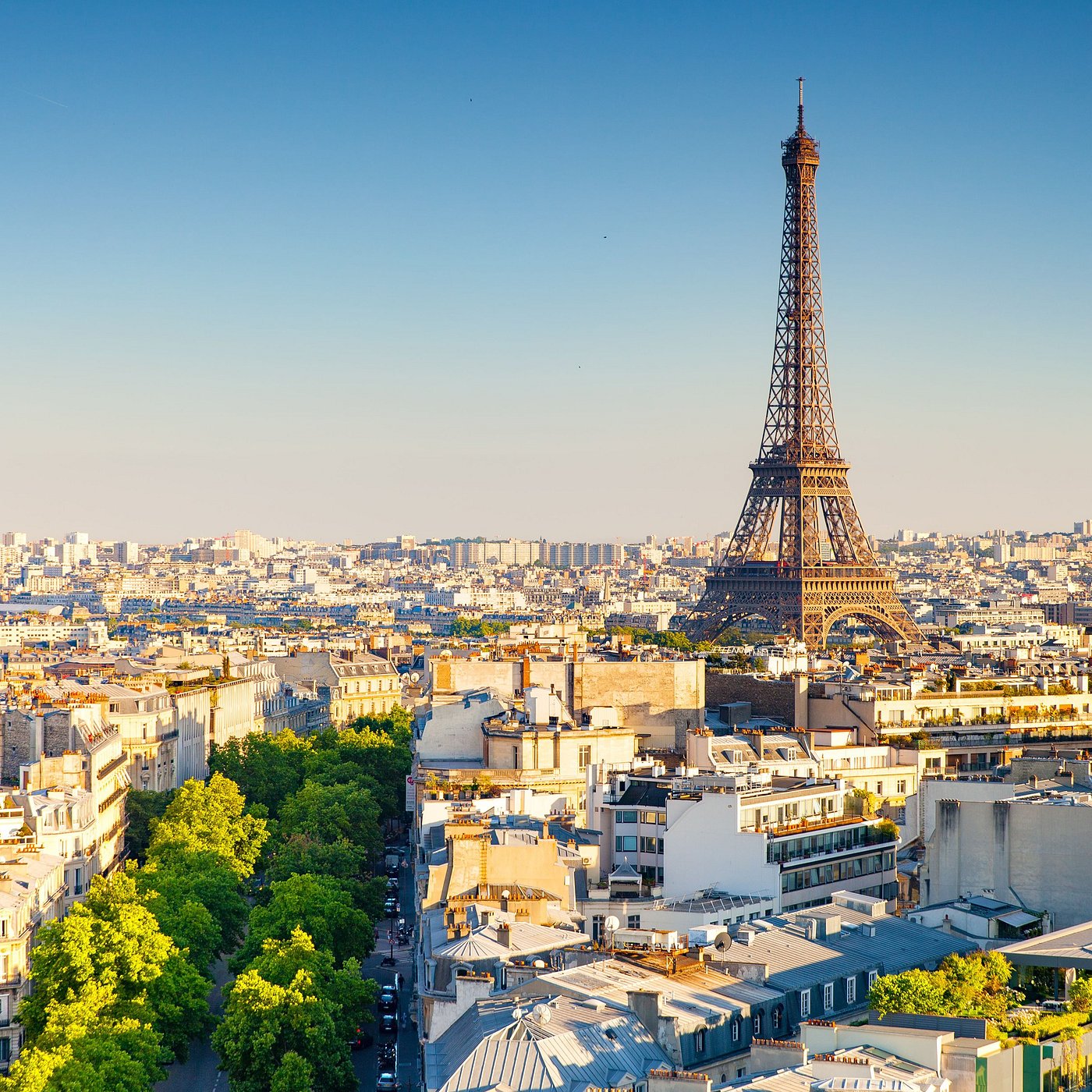 Eiffelova veža a parížska architektúra v Paríži, Francúzsko