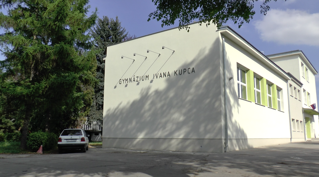 Gymnázium Ivana Kupca Hlohovec